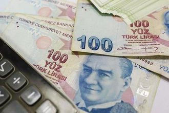 Moody's: Liradaki değer kaybı hane halkının alım gücünü azaltıyor