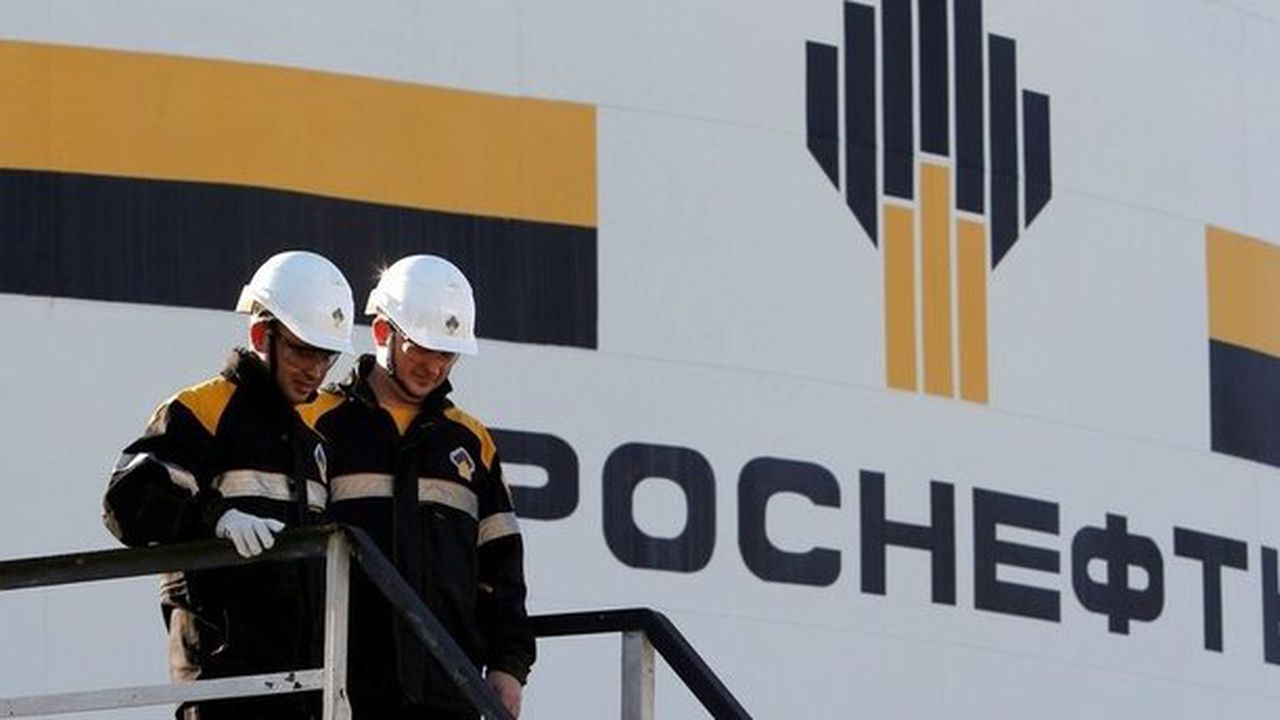 Rosneft'in net kârı yüzde 15 azaldı