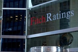 Fitch, küresel ekonomik büyümeyi revize etti