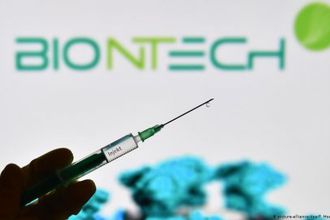 BioNTech'den AB'ye 200 milyon doz ek aşı!