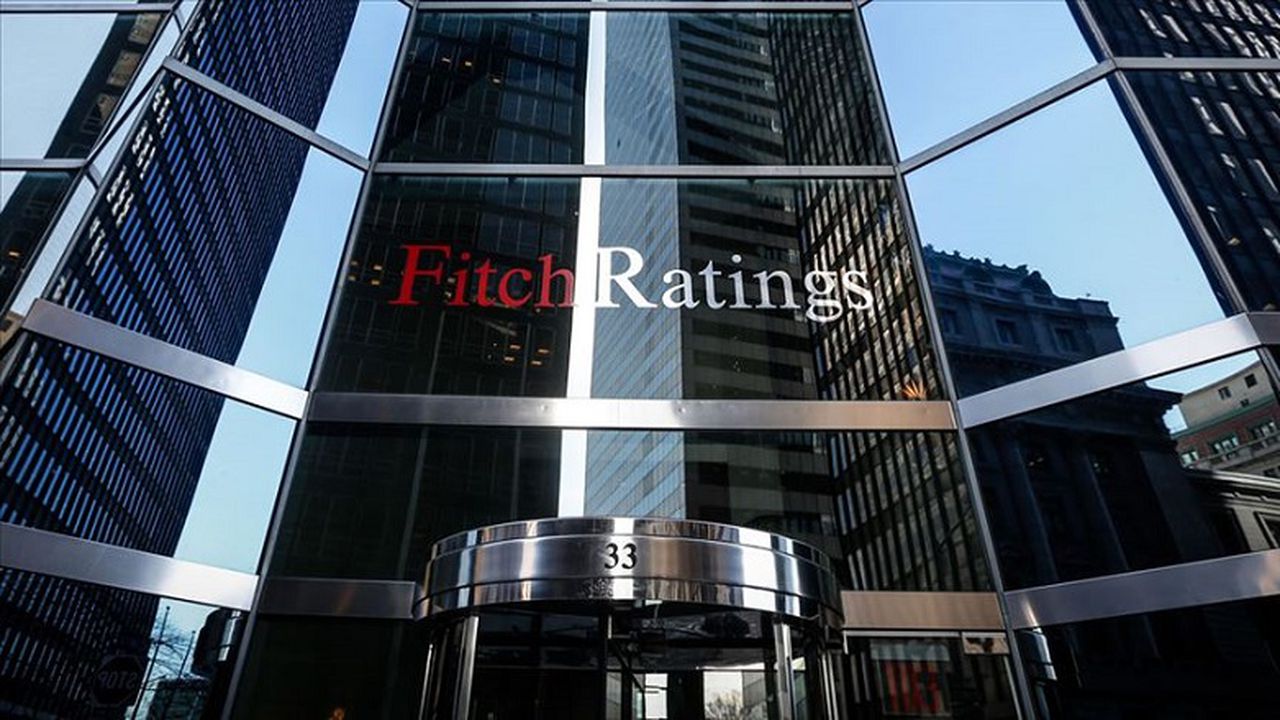 Fitch'ten Türkiye'ye yeni not artırımı gelir mi? Ekonomistler ne bekliyor?