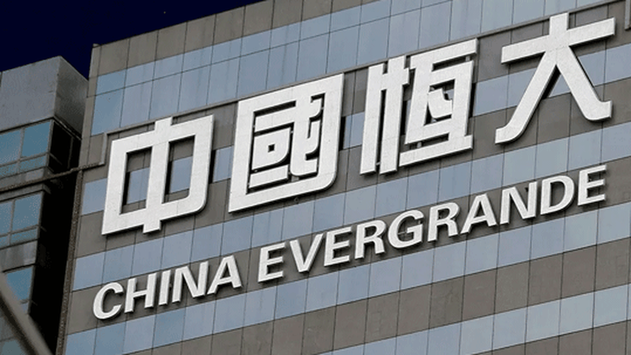 Evergrande bitiremediği projelere yeniden başlıyor