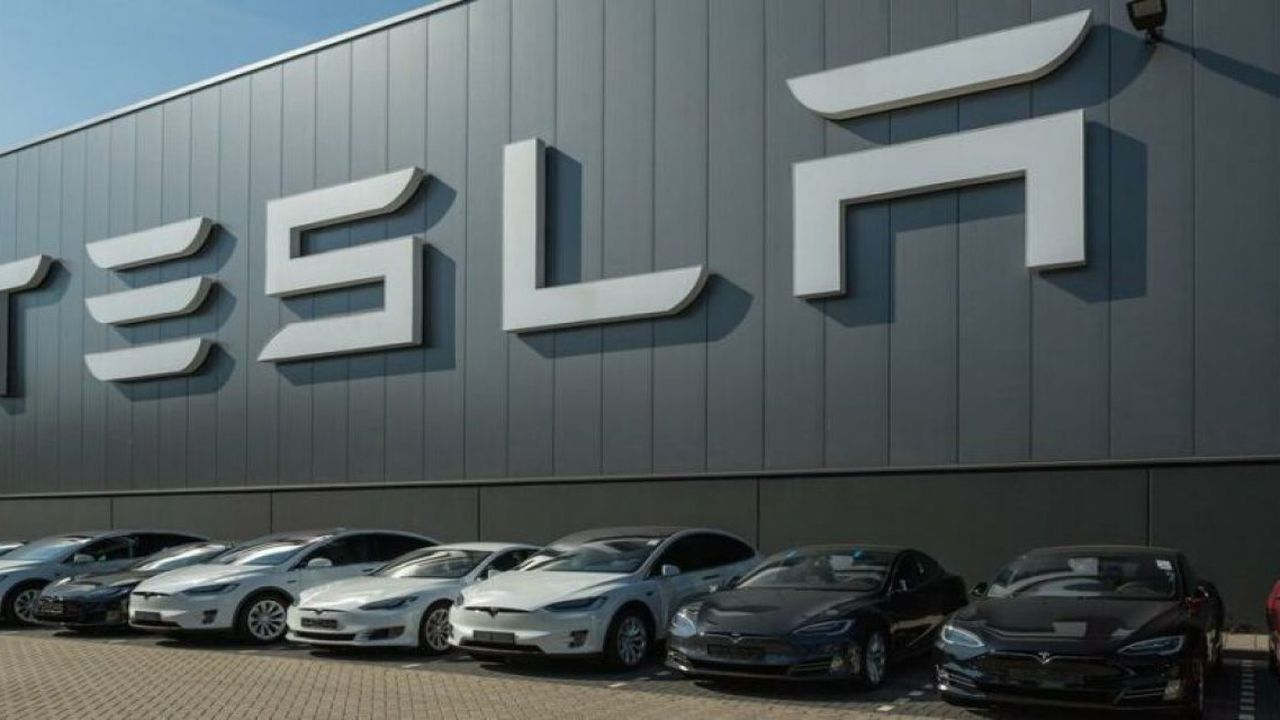 Tesla'dan 2022 rekoru!