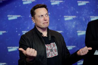 Musk'tan hisse satış sinyali gelmeye devam ediyor