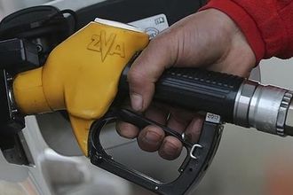 Benzine 53, motorine 1 lira 33 kuruş zam