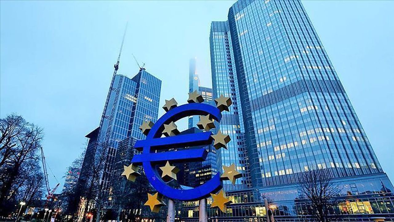 Euro Bölgesi 3. çeyrekte beklentilere paralel büyüdü