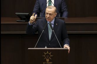 Cumhurbaşkanı Erdoğan'dan kur ve faiz mesajı!