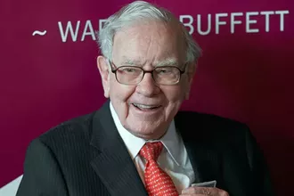 Buffett, Wells Fargo'daki tüm hisselerini sattı