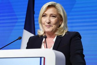 Le Pen'e yolsuzluk suçlaması