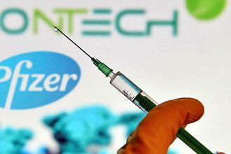 Pfizer-BioNTech, Omicron varyantına karşı aşı için tarih verdi