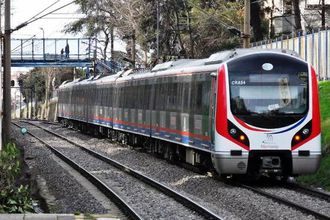 Halkalı-Bahçeşehir banliyö hattı faaliyete geçti